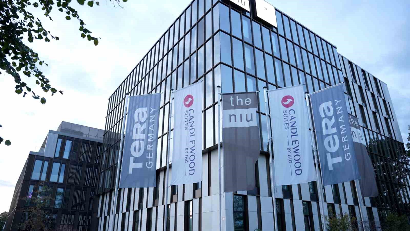Tera Yatırım Holding Başkanı Tezmen’in Düsseldorf’taki emlak projesi ve oteli görüntülendi