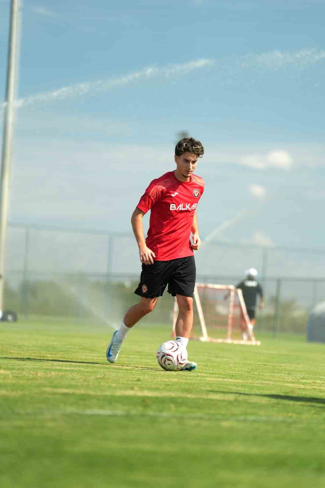 Çorum FK günün ilk antrenmanını tamamladı