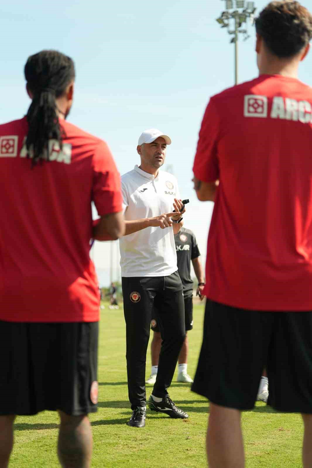 Çorum FK günün ilk antrenmanını tamamladı
