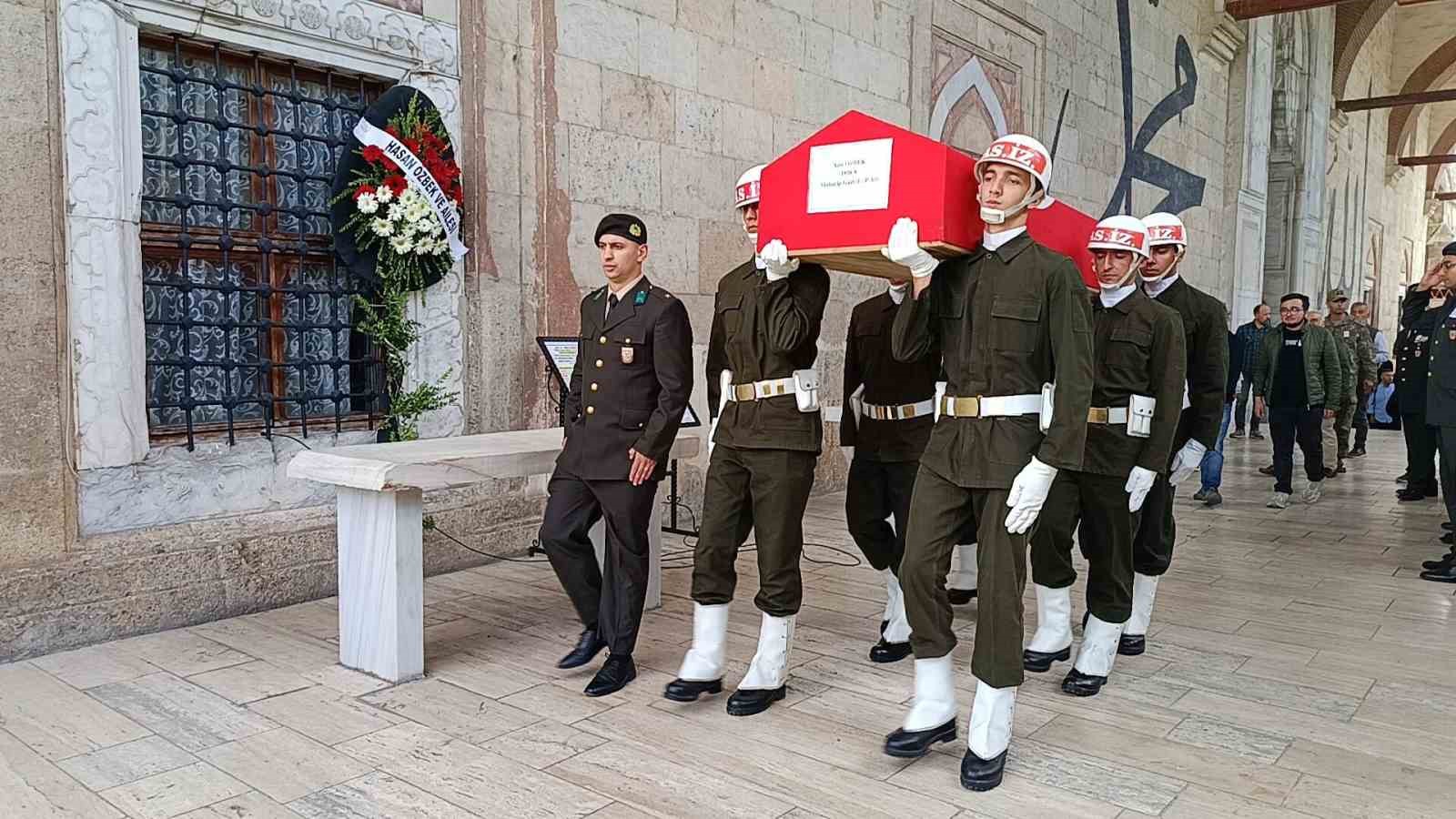 Edirne’de Kıbrıs Gazisi Özbek, askeri törenle uğurlandı