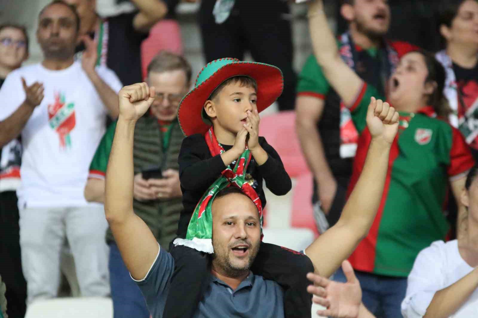 TFF 3. Lig: Karşıyaka: 0 - Gaziemirspor: 1