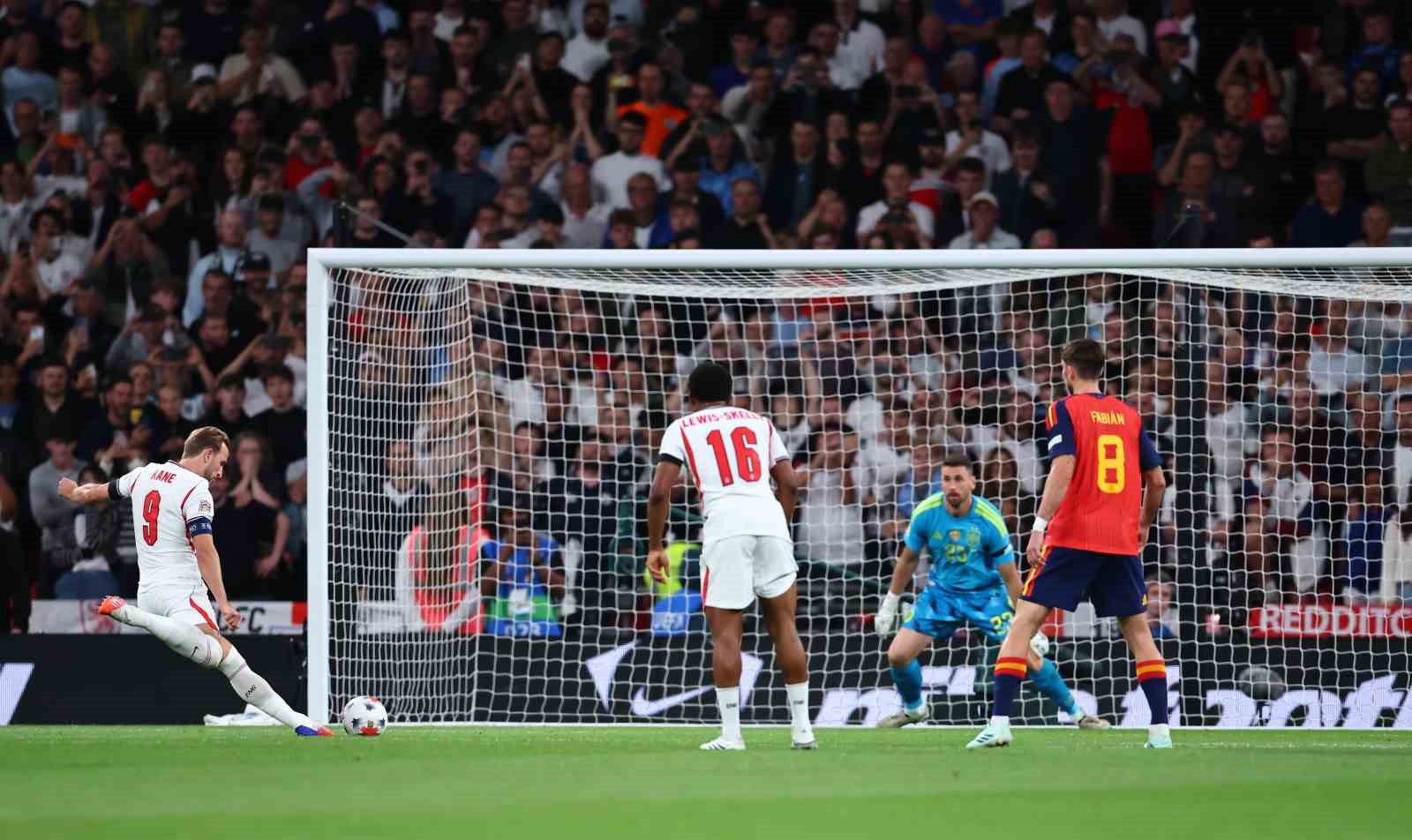İspanya’dan İngiltere karşısında geri dönüş: 3-2