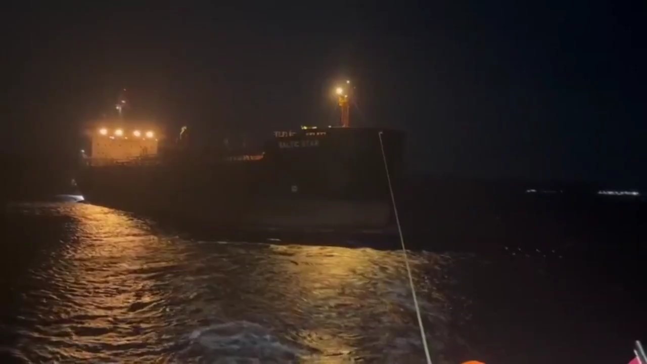Çanakkale Boğazı’nda kimyasal tanker makine arızası yaptı