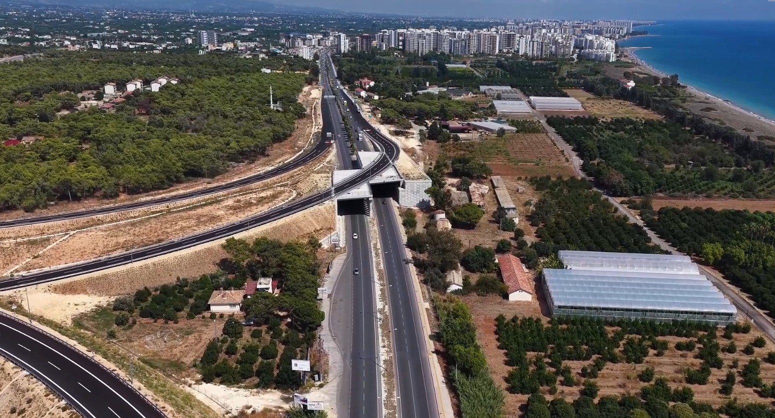 Çeşmeli-Kızkalesi Otoyolu’nda sona doğru