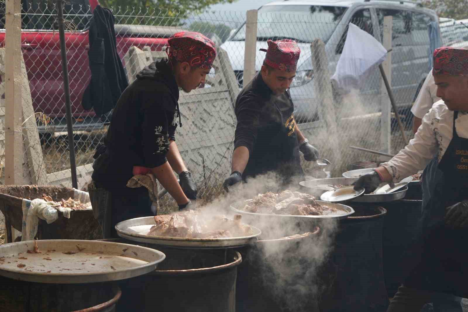 Bolu’da 41 kazan İskilip dolması pişirildi