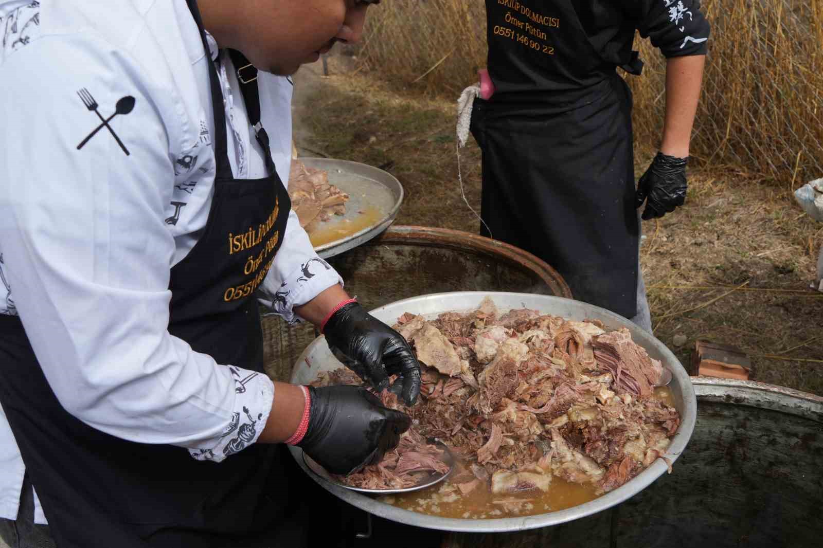 Bolu’da 41 kazan İskilip dolması pişirildi
