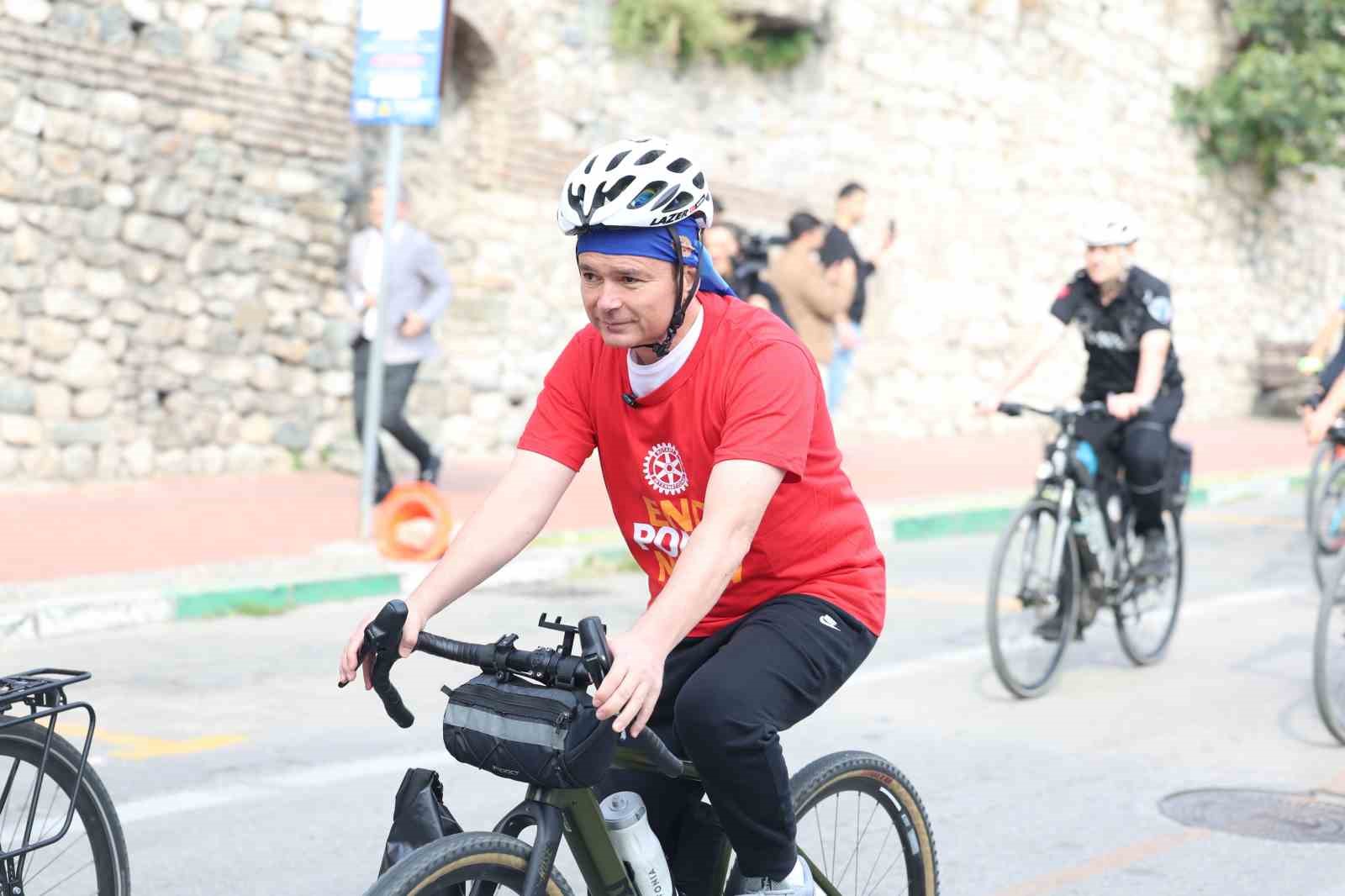Başkan Erkan Aydın, farkındalık için pedal çevirdi