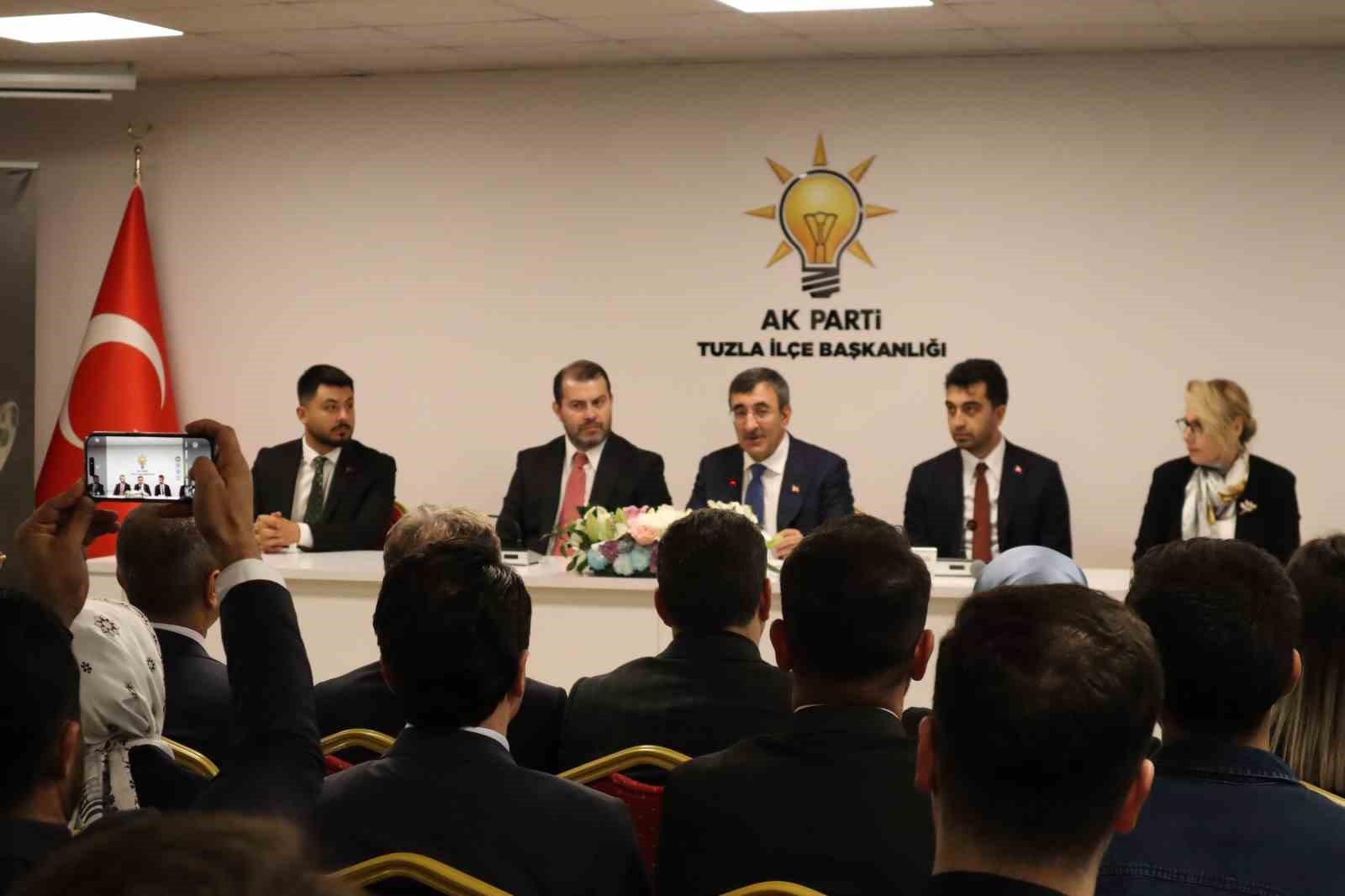 Cumhurbaşkanı Yardımcısı Yılmaz: "Savunma sanayisinde bir değişim değil devrim yaşandı"