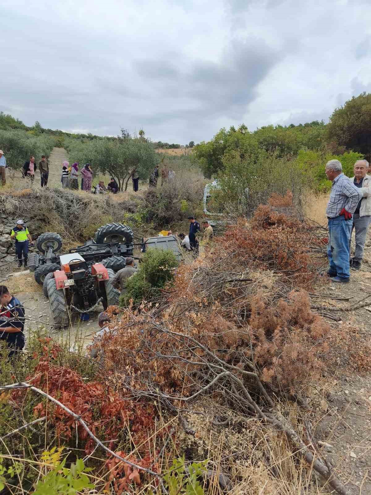 Manisa’da traktör devrildi: 2 ölü, 3 yaralı