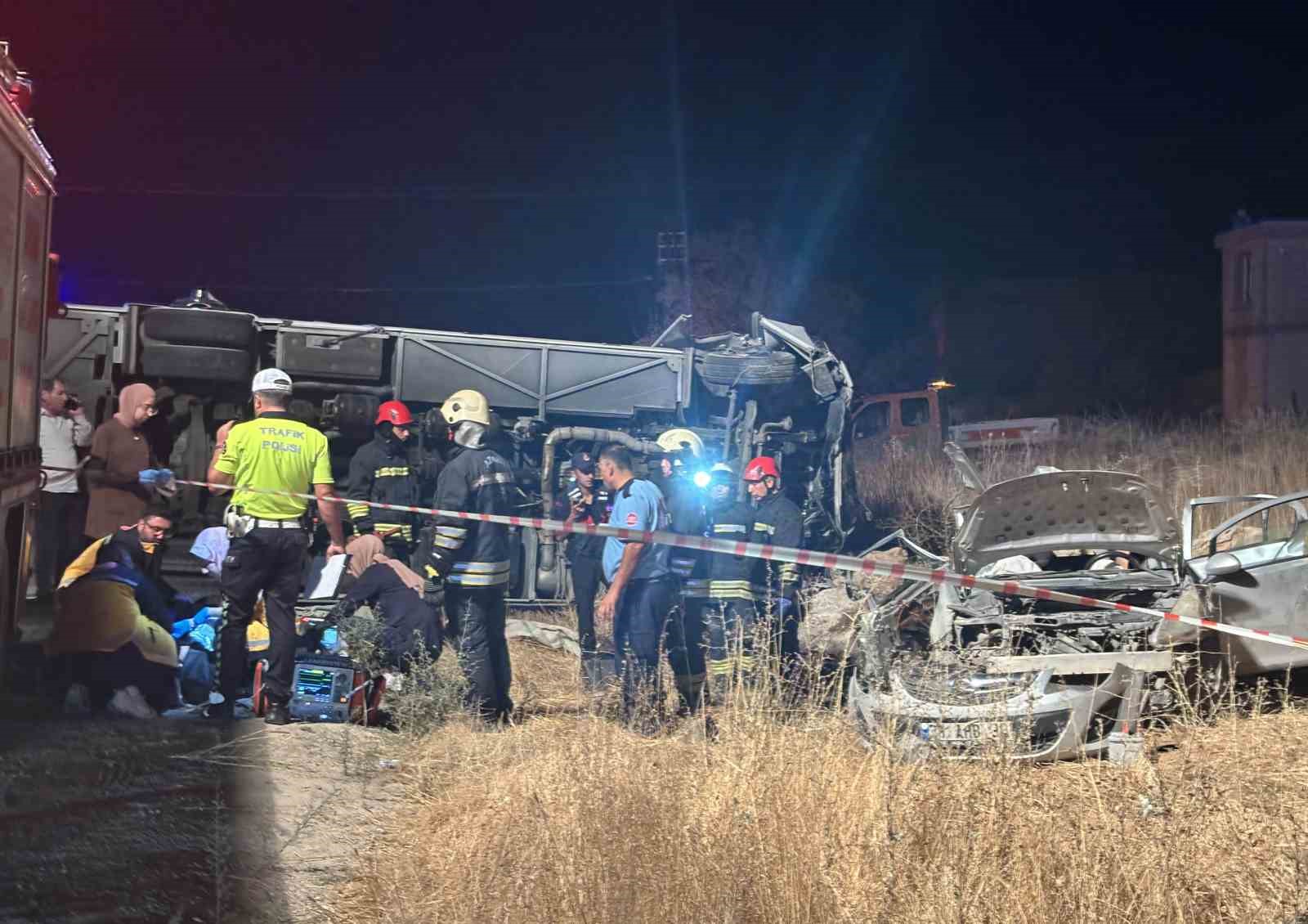 Gaziantep’te feci kaza: 5 ölü, 13 yaralı
