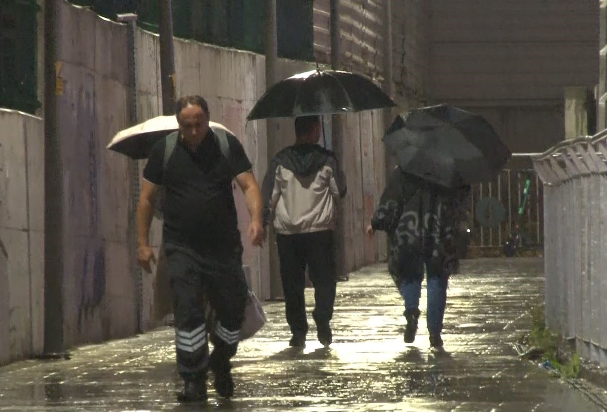 İstanbul’da yağmur etkili olmaya başladı