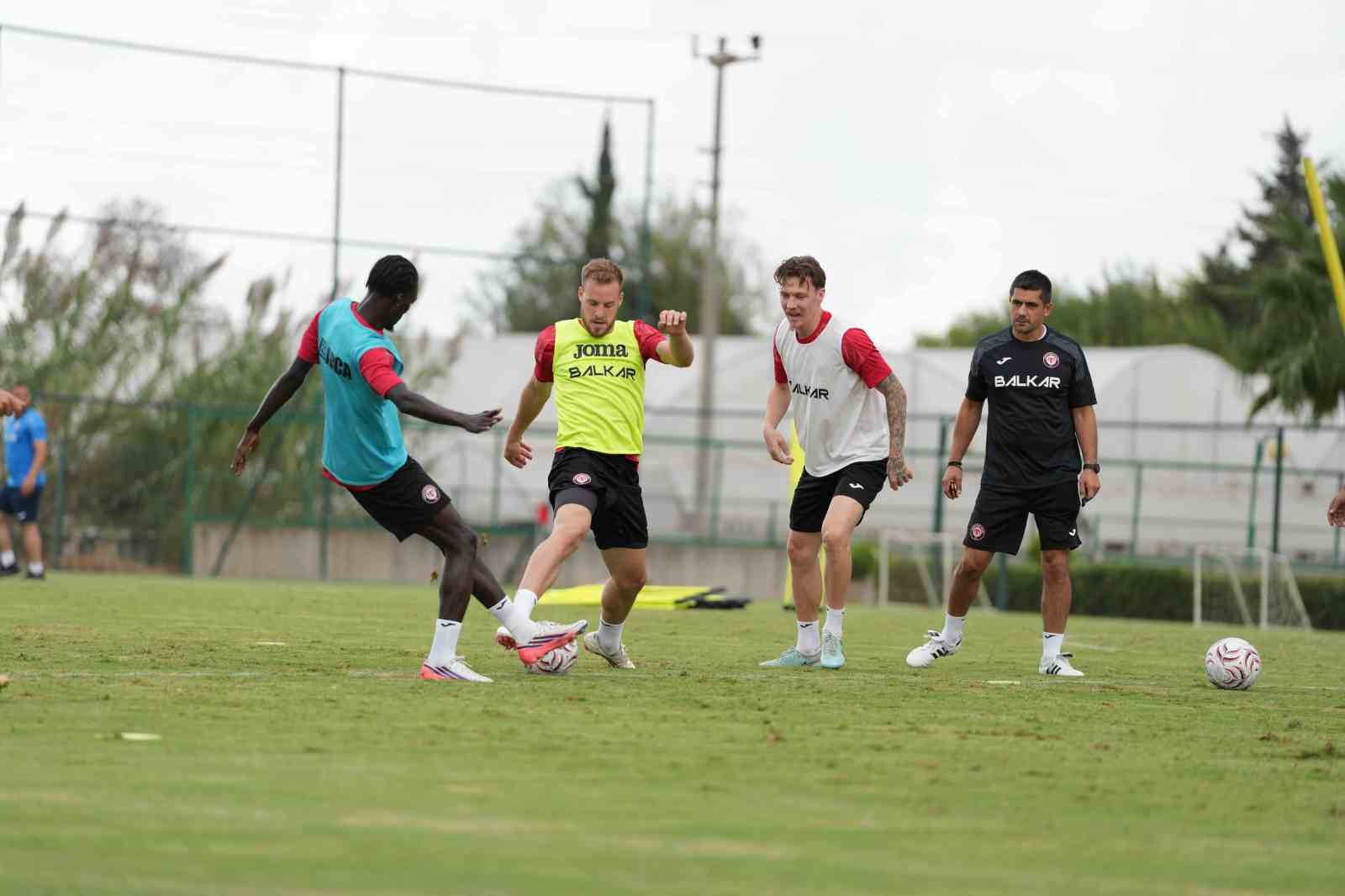 Çorum FK’nın Antalya kampı sürüyor