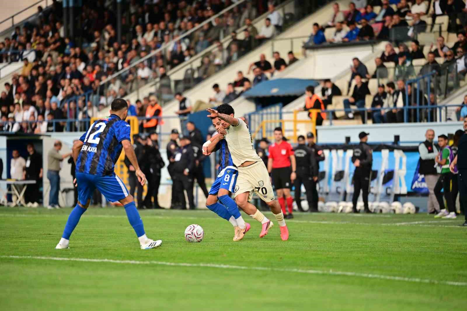 TFF 2. Lig: Karacabey Belediyespor: 1 - MKE Ankaragücü: 4