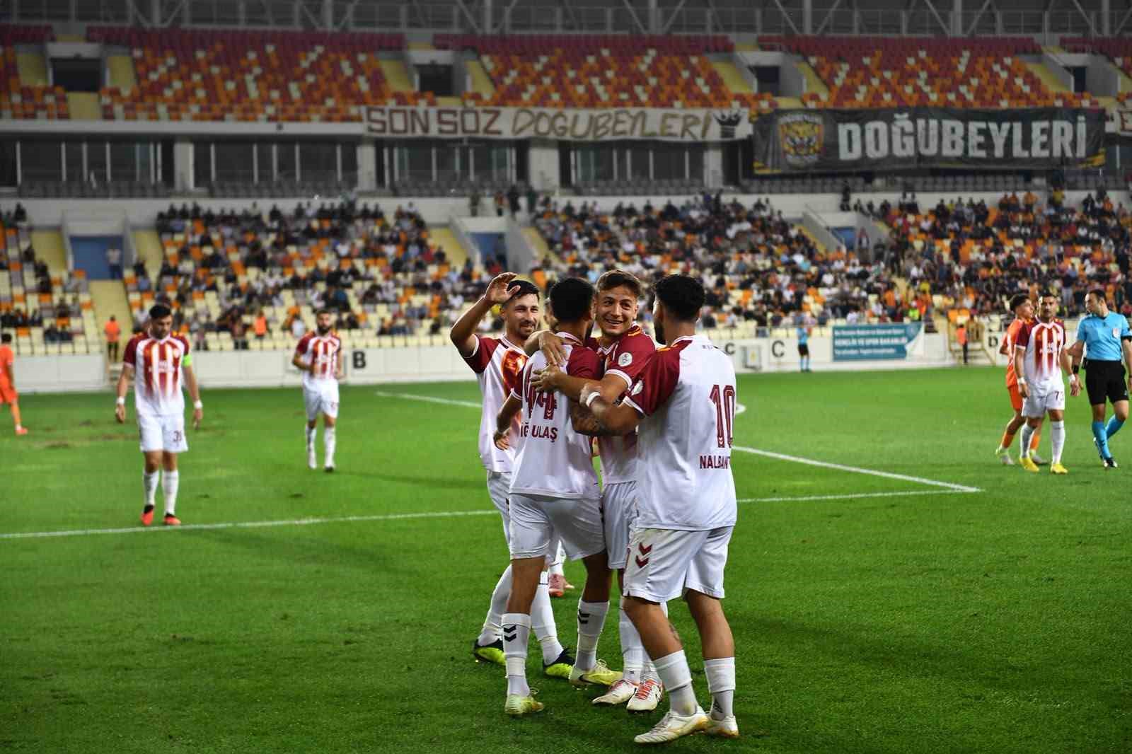 Malatya Yeşilyurt Spor, Adanaspor’u 8-0 mağlup etti
