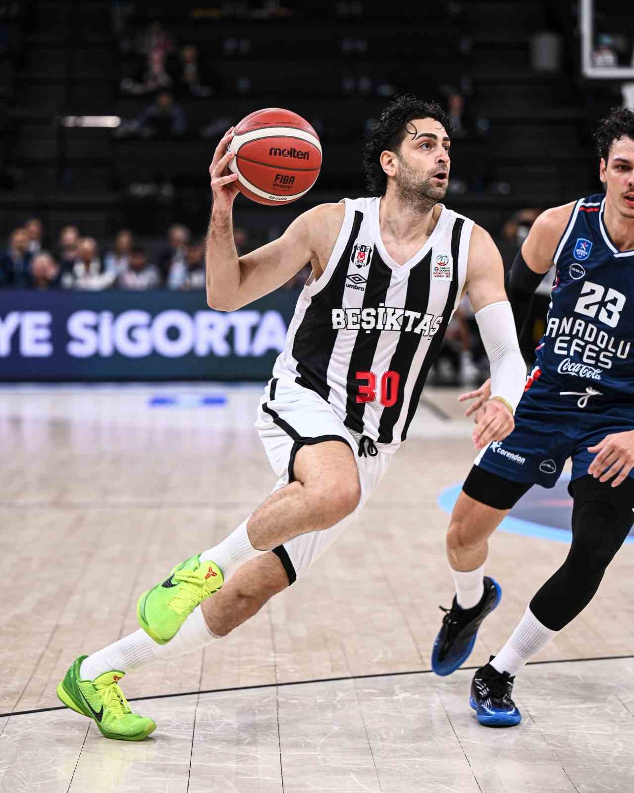 Basketbol Süper Ligi: A. Efes: 95 - Beşiktaş: 81