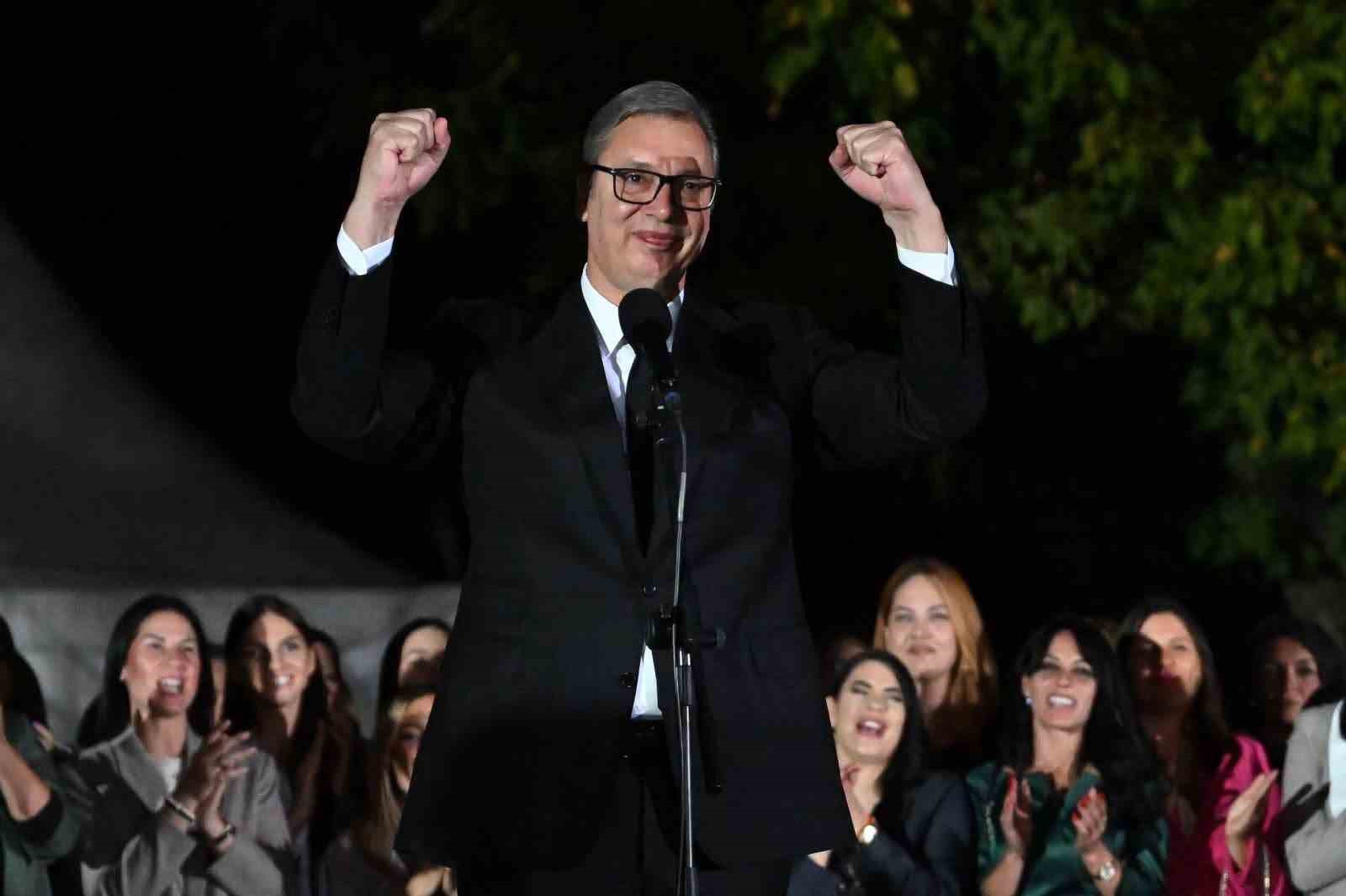 Sırbistan Cumhurbaşkanı Vucic istifa etti
