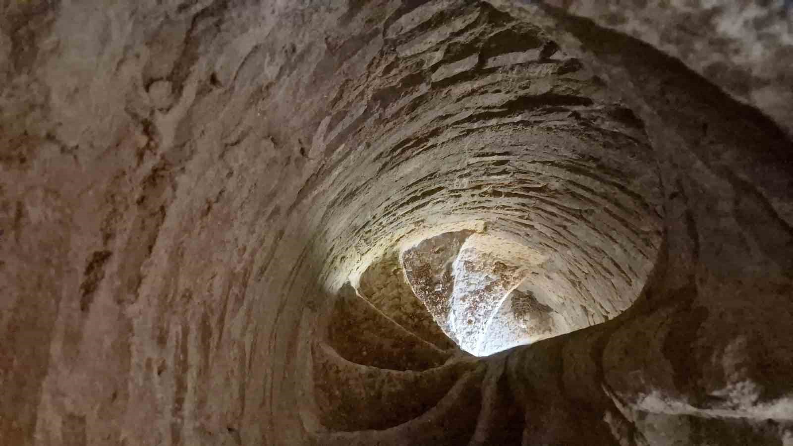 Yozgat’taki asırlık cami onarılmayı bekliyor