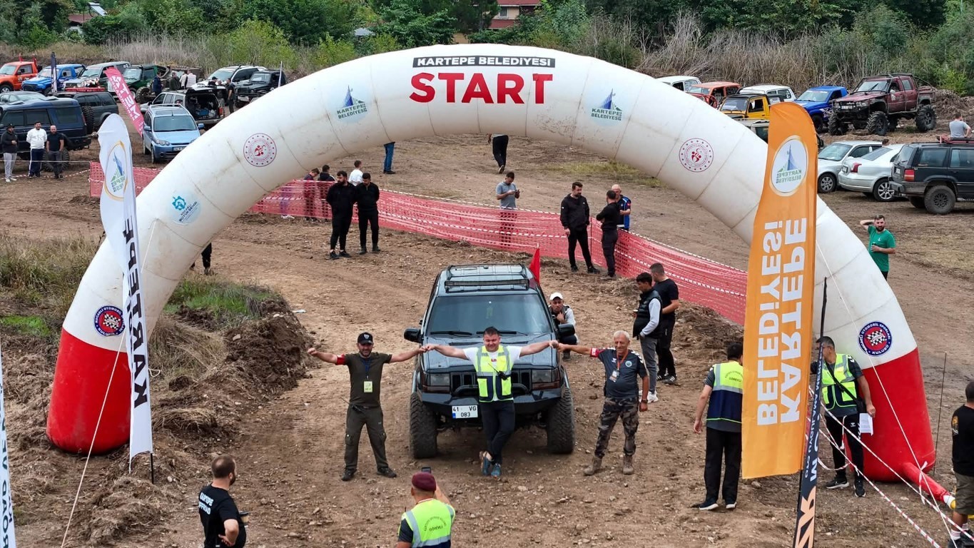 Kartepe’de off-road tutkunları sınırları zorladı