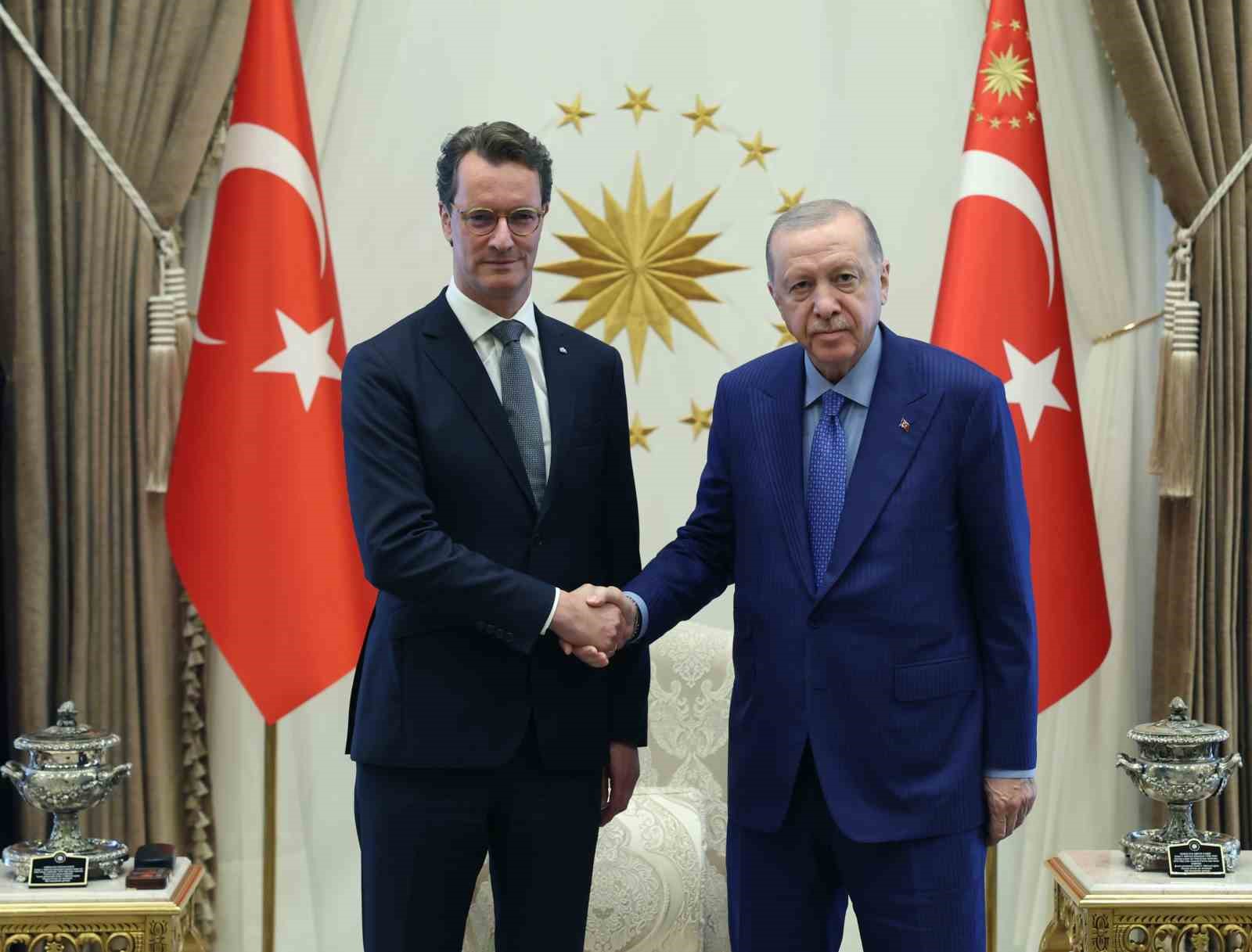 Cumhurbaşkanı Erdoğan, Almanya Kuzey Ren-Vestfalya Eyaleti Başbakanı Wüst’ü kabul etti