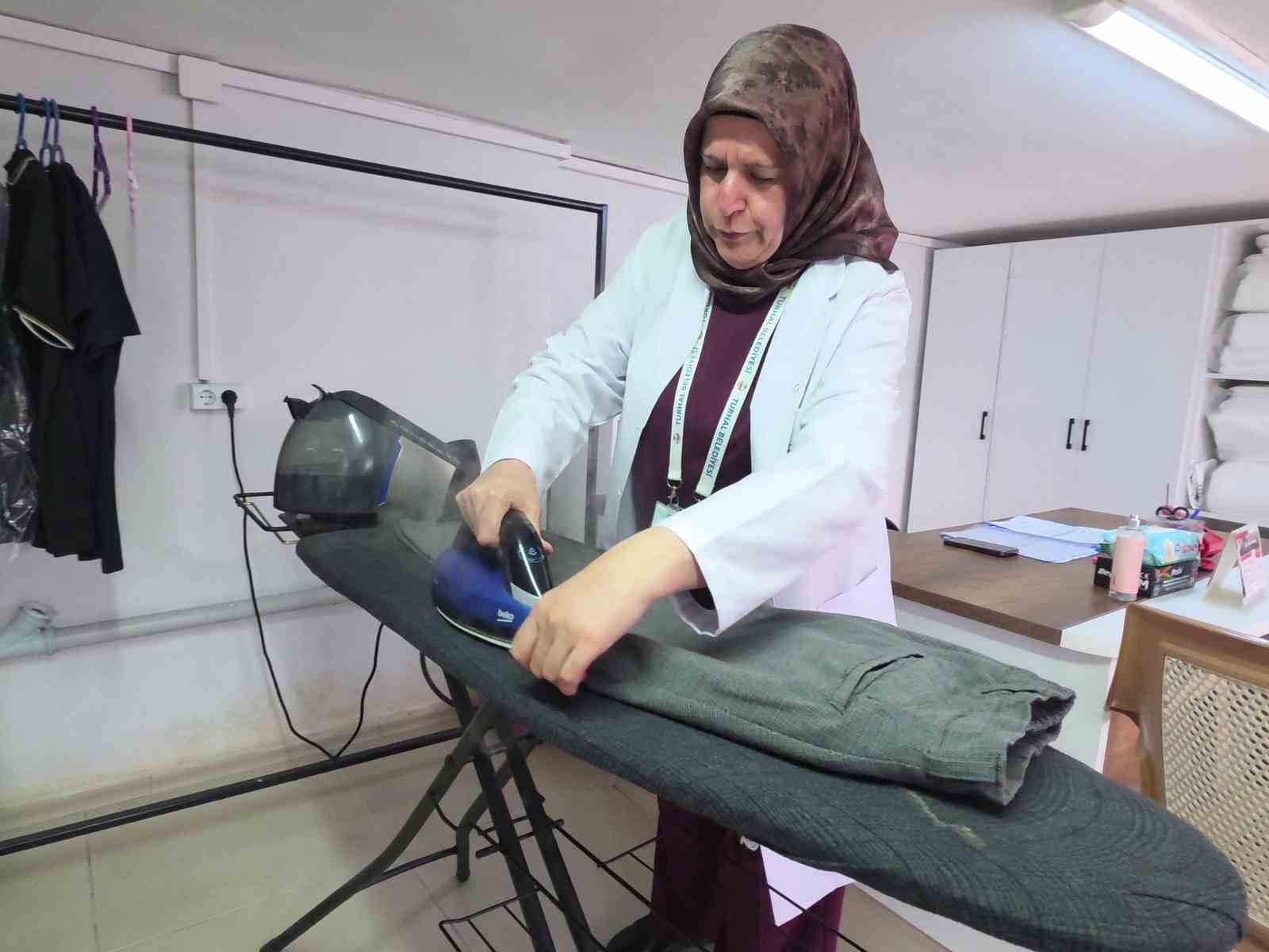 Turhal Belediyesi’nden üniversite öğrencilerine ücretsiz çamaşır yıkama hizmeti
