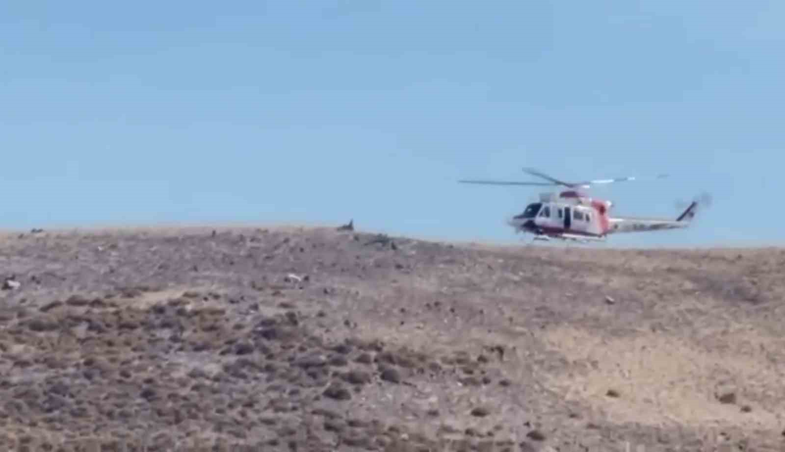 Koyun Adası’nda mahsur kalan 2 kişi Sahil Güvenlik helikopteriyle kurtarıldı