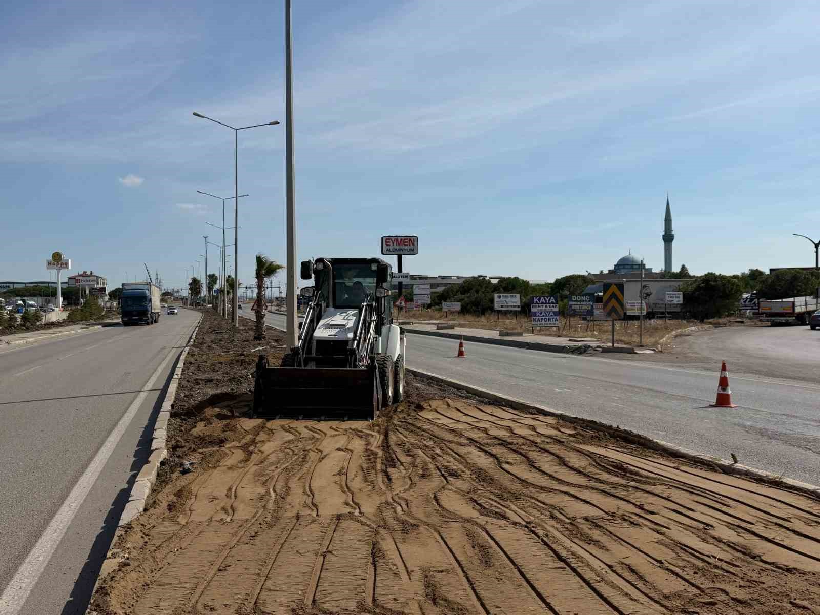 Bandırma’nın girişi Büyükşehir’le yenilendi