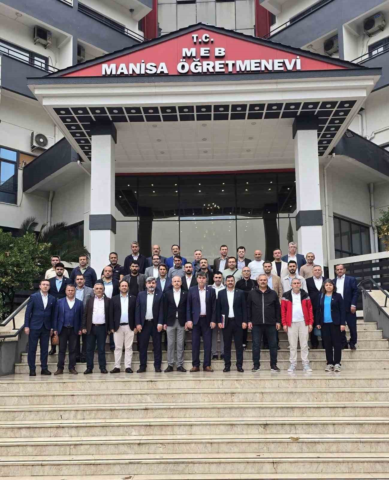 Eğitim-Bir-Sen Manisa’da delege seçimlerini tamamladı
