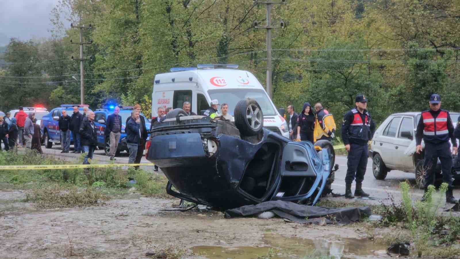 Bartın’da yağmur sonrası 1 saat arayla iki kazada 2 kişi öldü, 17 kişi yaralandı