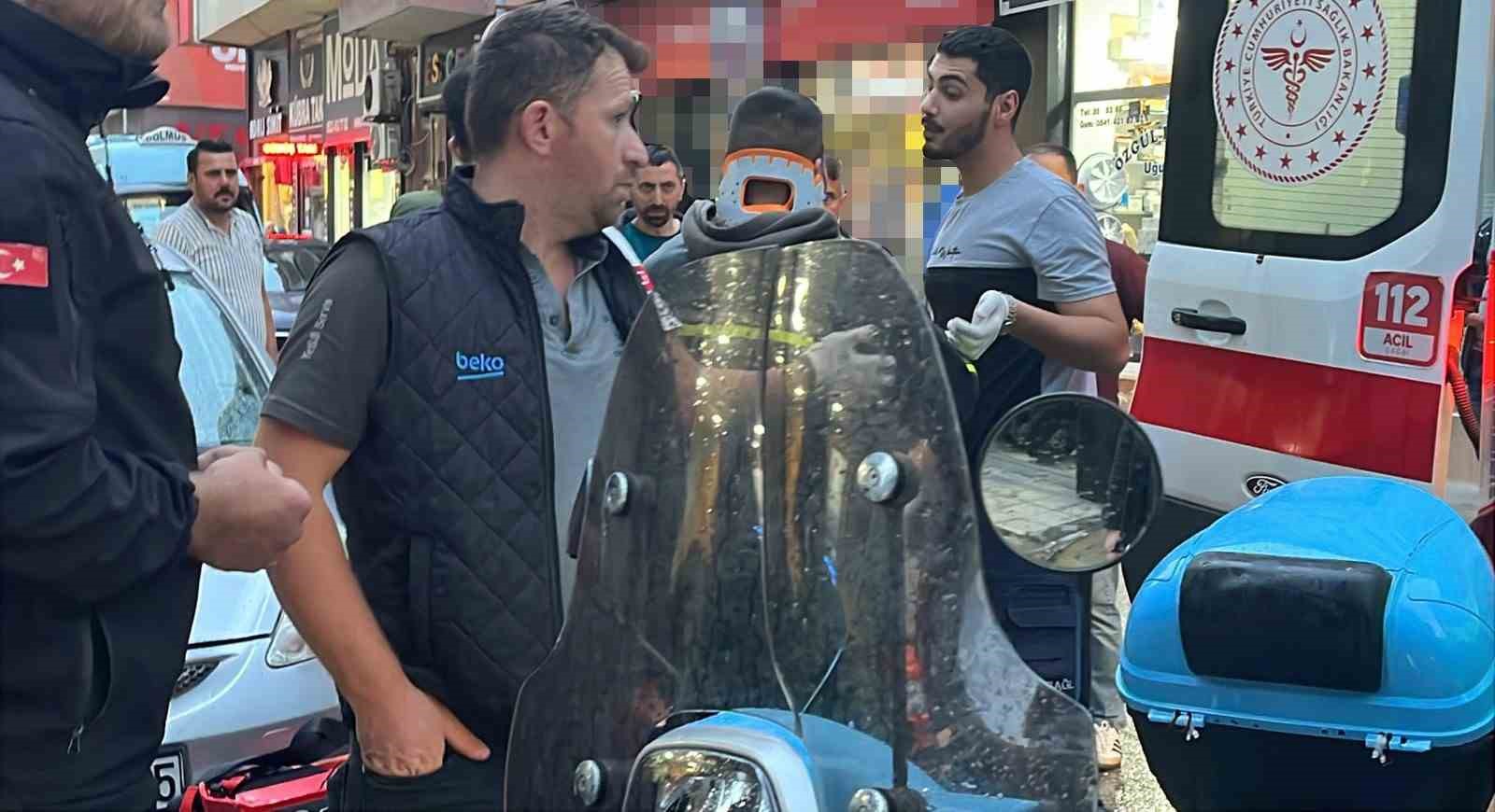 Sinop’ta motosiklet kamyonete çarptı: 1 yaralı
