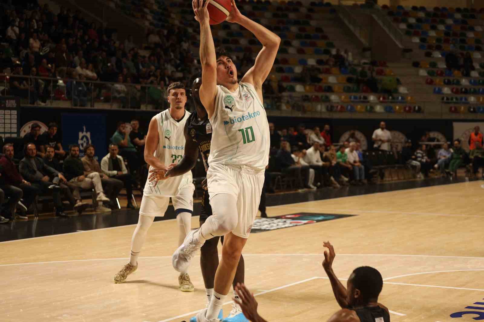 Basketbol Süper Ligi: Körfez Basket: 88 - Esenler Erokspor: 79