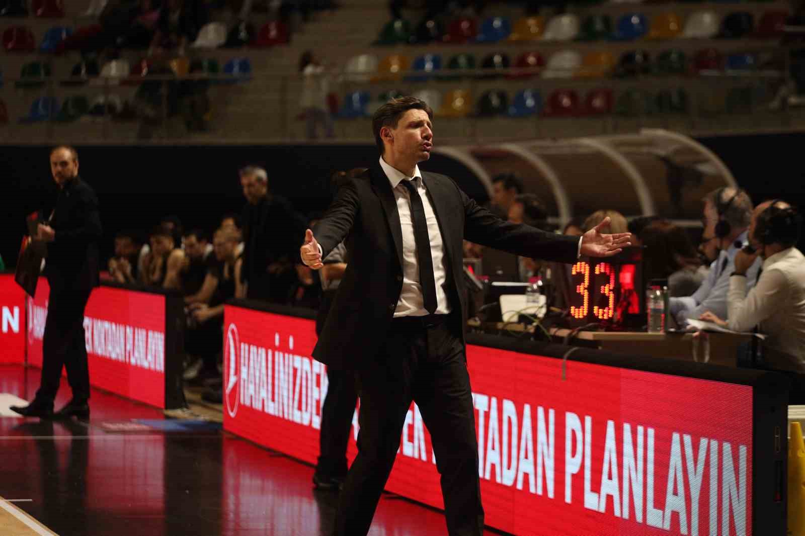 Basketbol Süper Ligi: Körfez Basket: 88 - Esenler Erokspor: 79