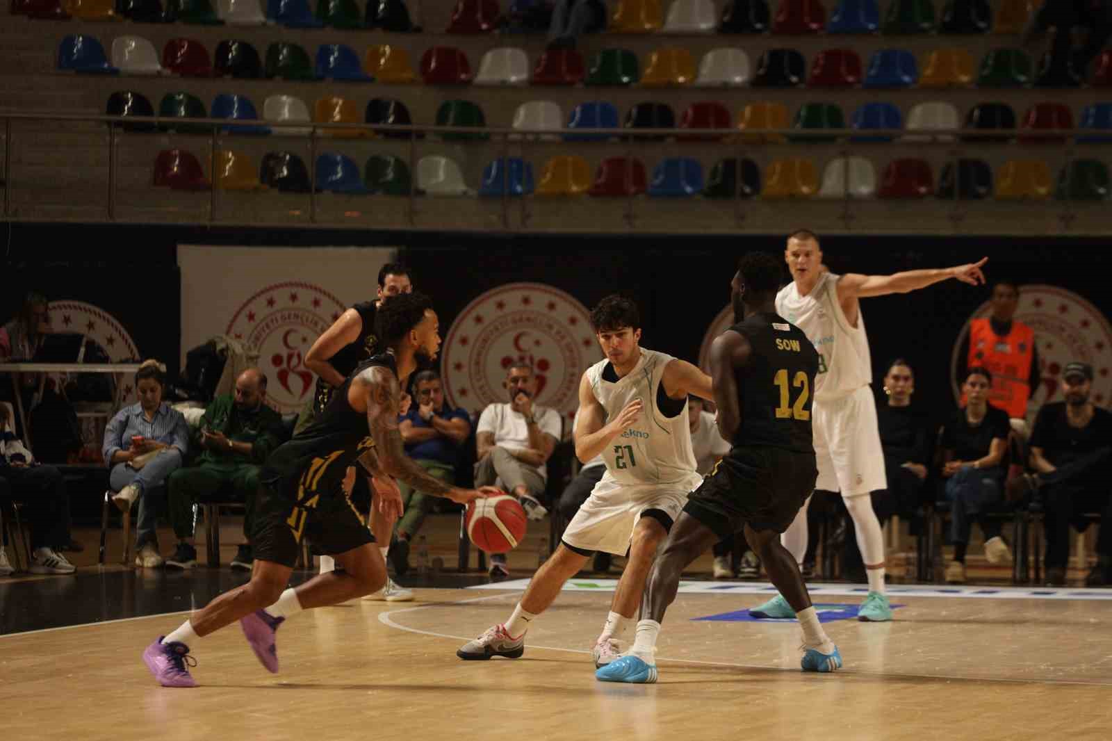 Basketbol Süper Ligi: Körfez Basket: 88 - Esenler Erokspor: 79