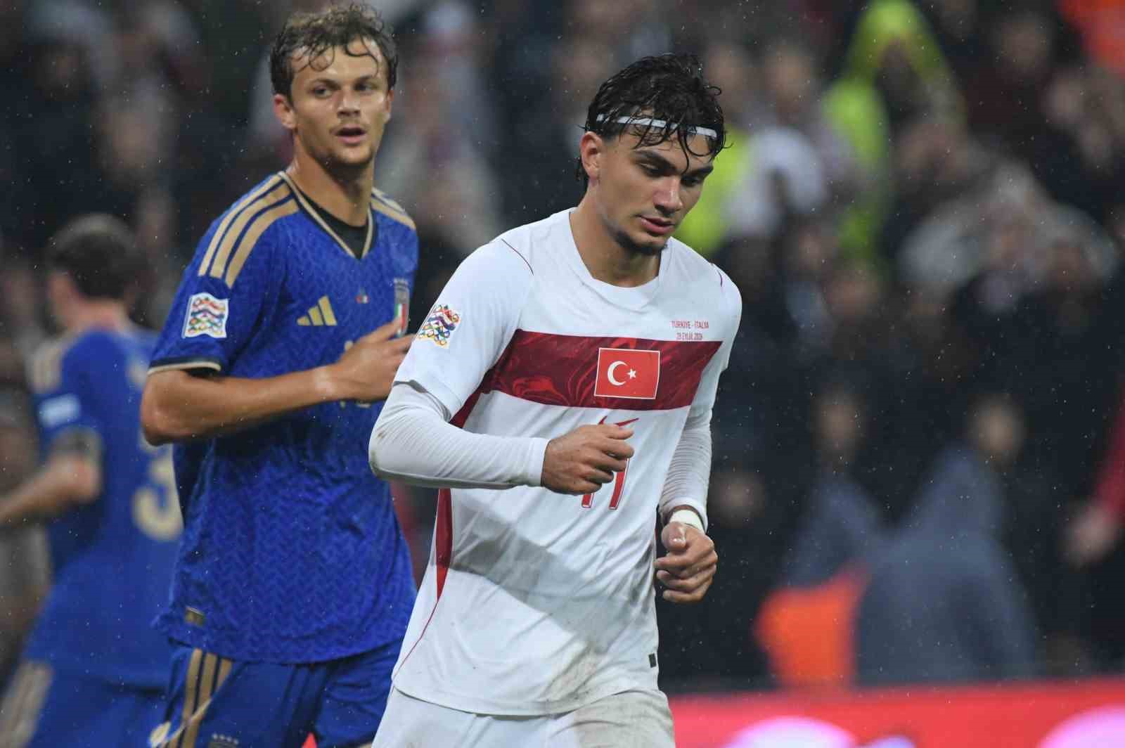 UEFA Uluslar Ligi: Türkiye: 0 - İtalya: 3 (İlk yarı)