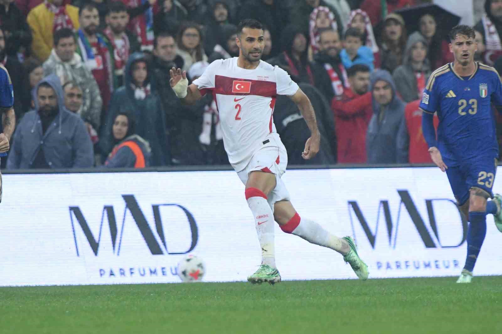 UEFA Uluslar Ligi: Türkiye: 0 - İtalya: 3 (İlk yarı)