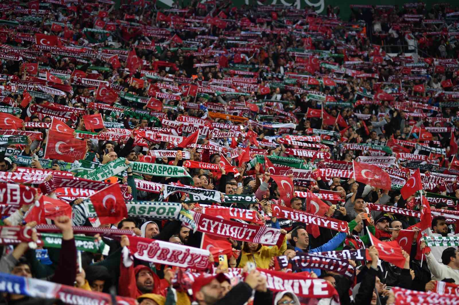 UEFA Uluslar Ligi: Türkiye: 0 - İtalya: 1 (Maç devam ediyor)