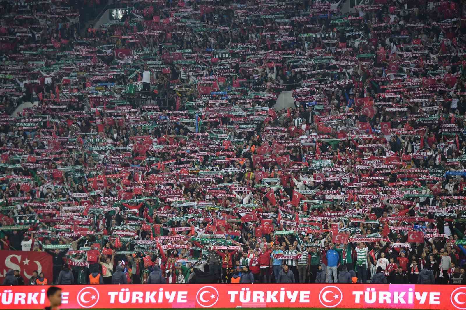 UEFA Uluslar Ligi: Türkiye: 0 - İtalya: 1 (Maç devam ediyor)