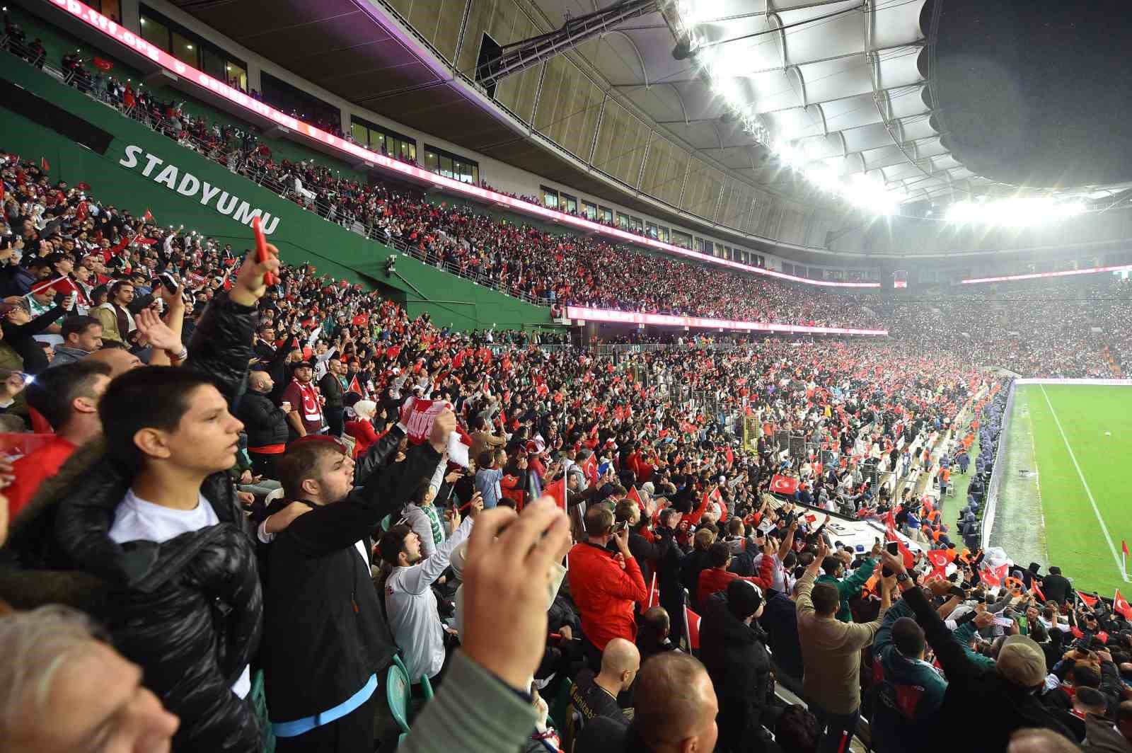 UEFA Uluslar Ligi: Türkiye: 0 - İtalya: 1 (Maç devam ediyor)