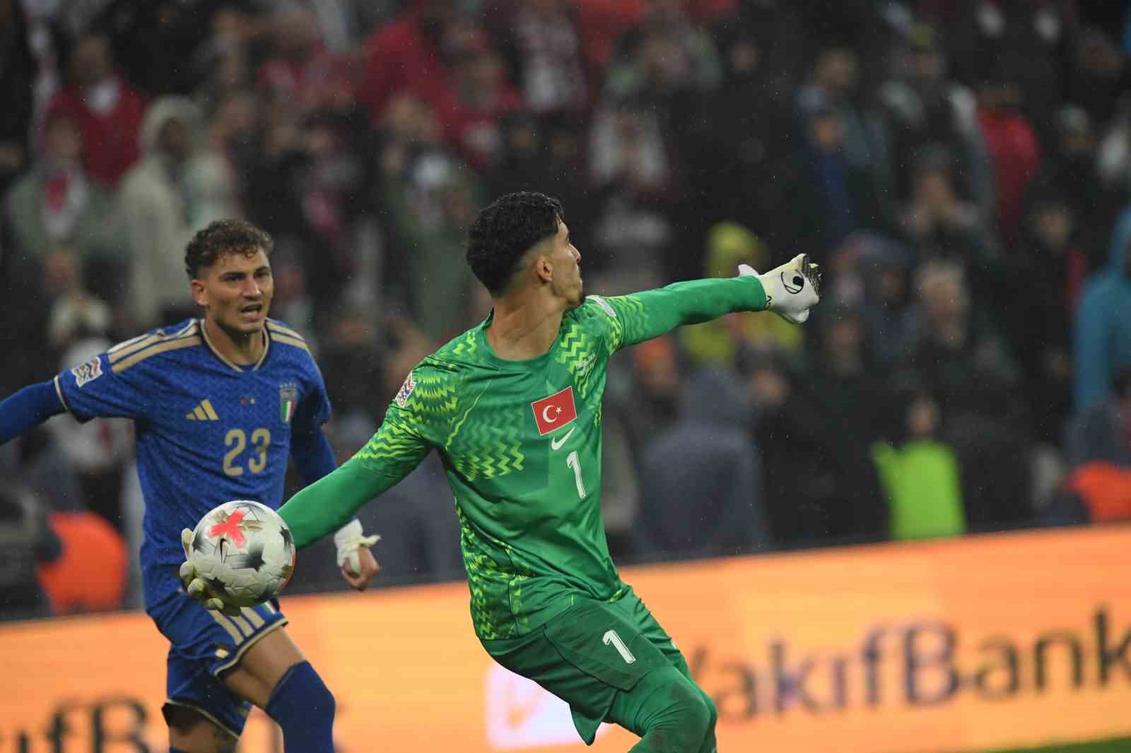 UEFA Uluslar Ligi: Türkiye: 1 - İtalya: 4 (Maç sonucu)