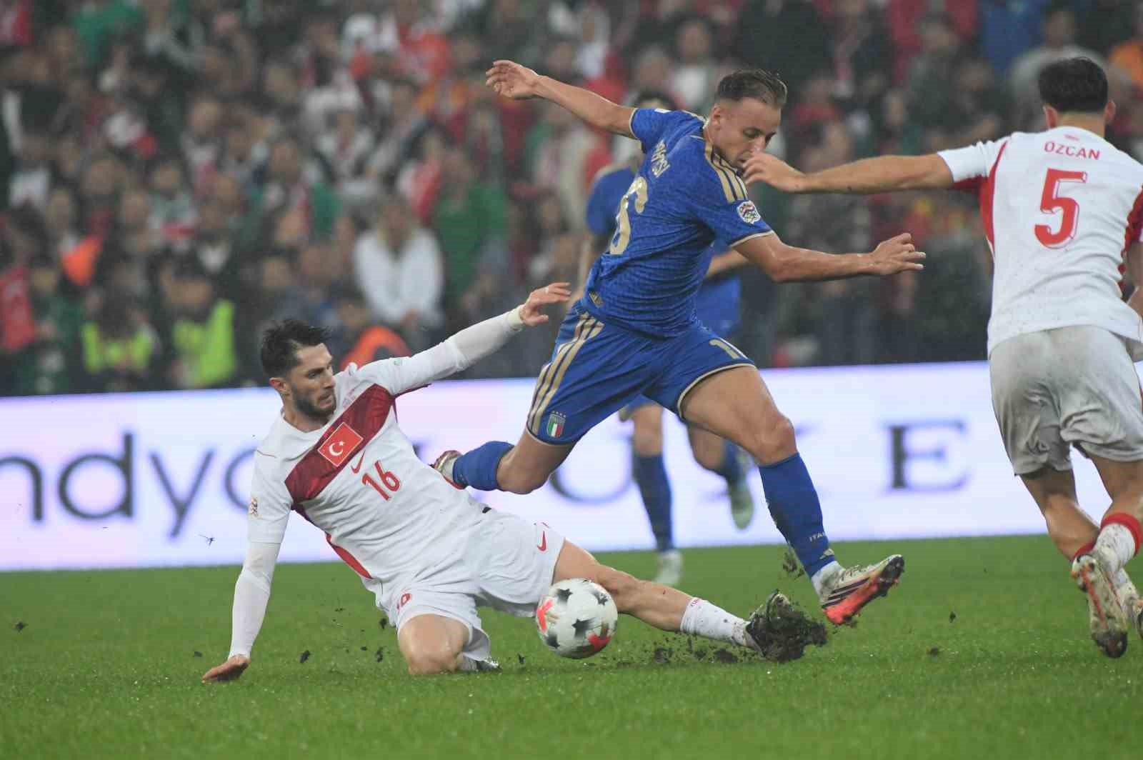 UEFA Uluslar Ligi: Türkiye: 1 - İtalya: 4 (Maç sonucu)