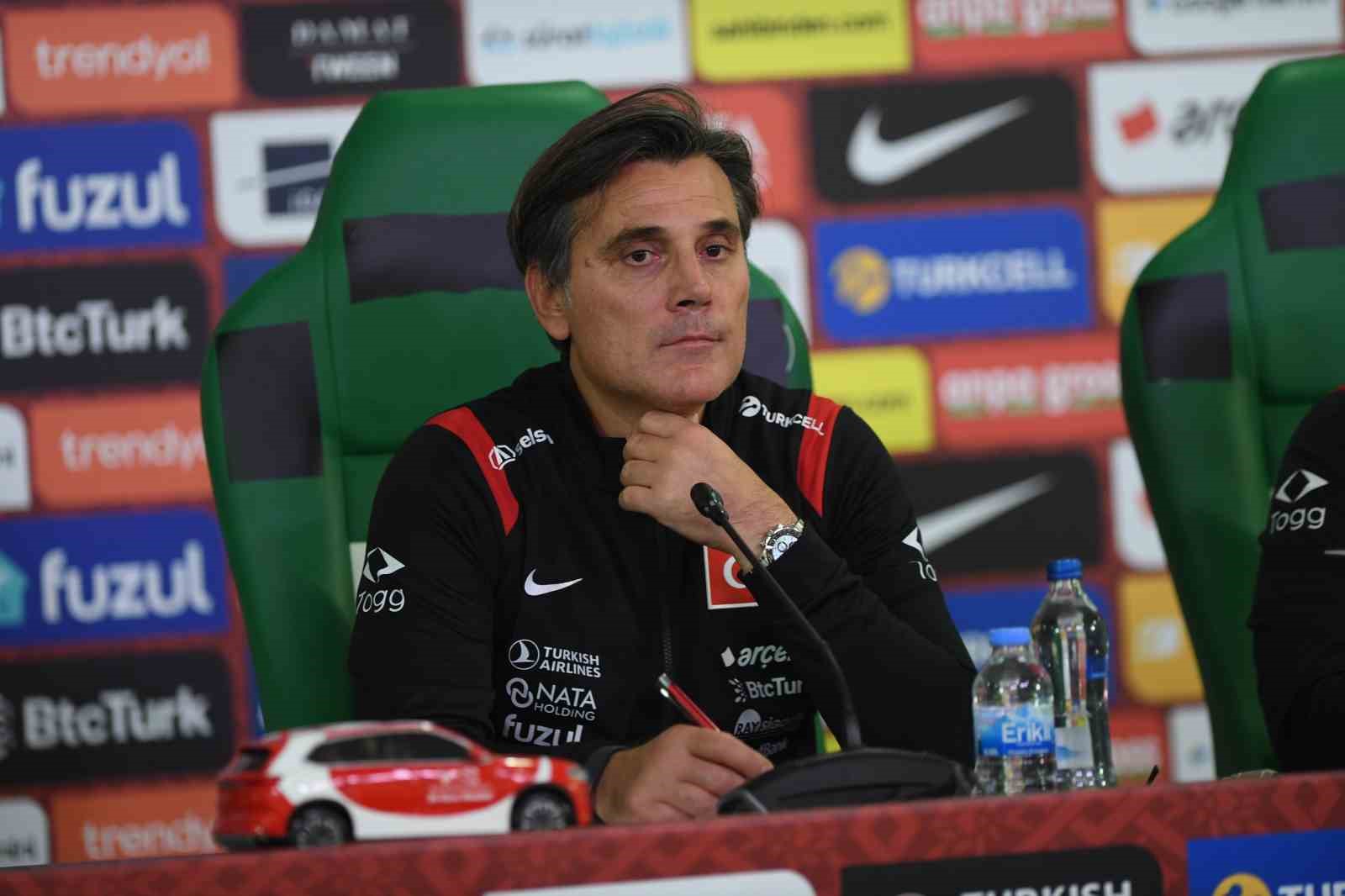 Vincenzo Montella’dan istifa açıklaması: "Hayır, yaptığım çalışmalara inanıyorum"