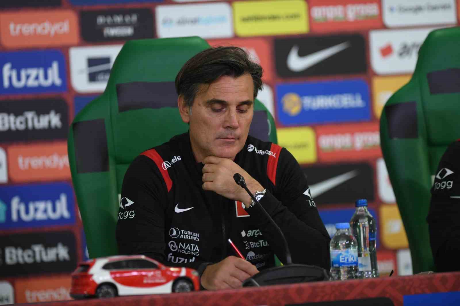 Vincenzo Montella’dan istifa açıklaması: "Hayır, yaptığım çalışmalara inanıyorum"