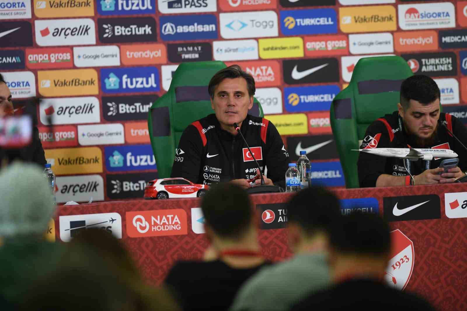 Vincenzo Montella’dan istifa açıklaması: "Hayır, yaptığım çalışmalara inanıyorum"