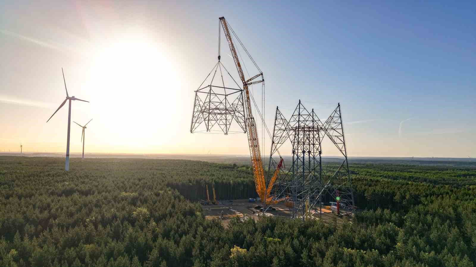 Dünyanın en yüksek rüzgar türbini Almanya’da