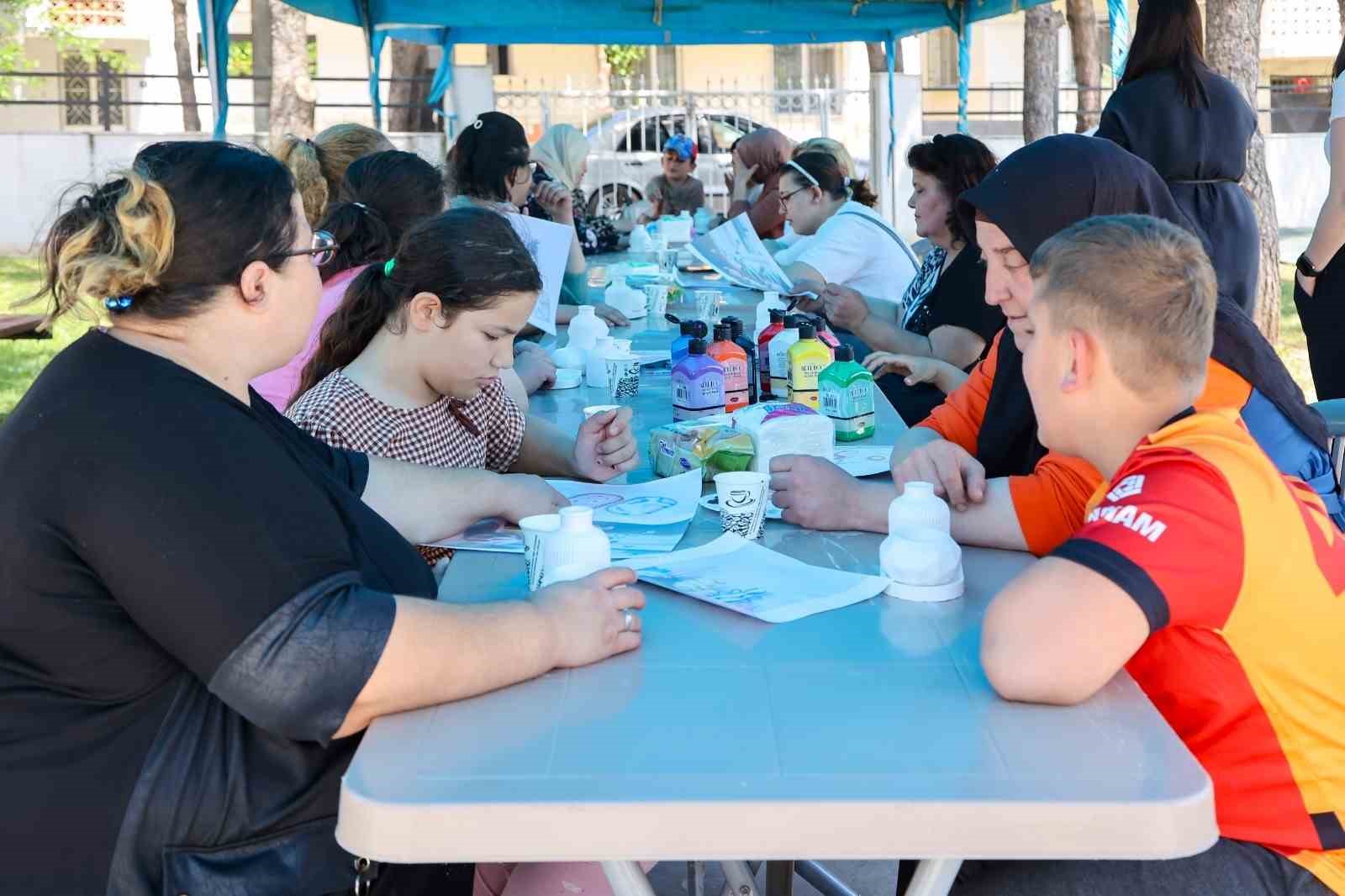 Efeler Belediyesi’nden gençlere destek