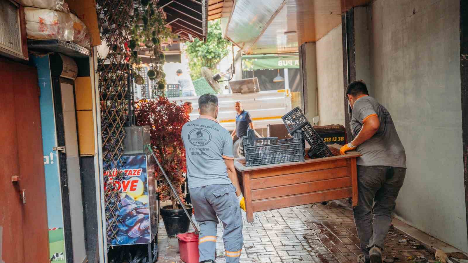 Alanya’nın turizm vitrini için temizlik seferberliği