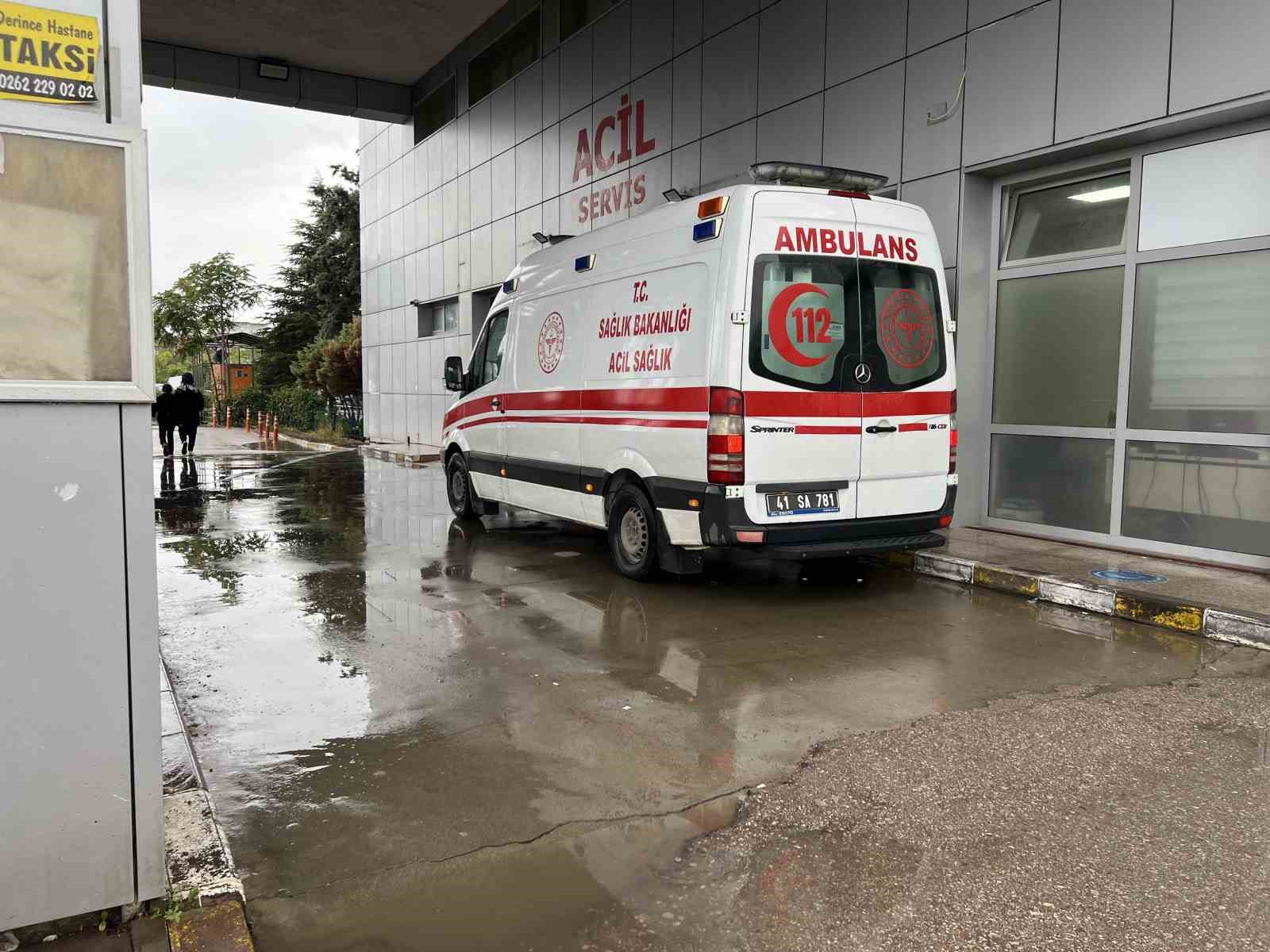 Kocaeli’de ortaokulda sınıfın sıvaları düştü: 3 öğrenci yaralandı