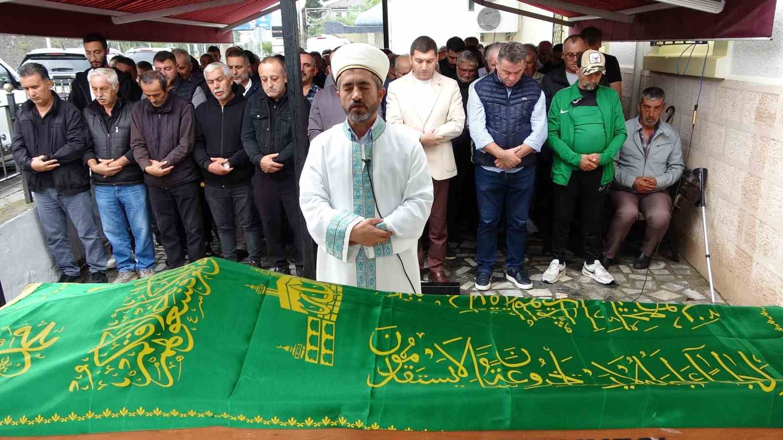 Ordu’da cesedi denizde bulunan balıkçı toprağa verildi