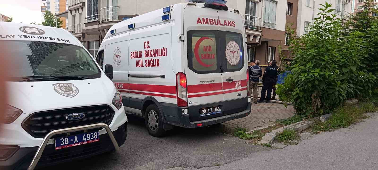 Balkon temizlerken 13. kattan düşen kadın öldü