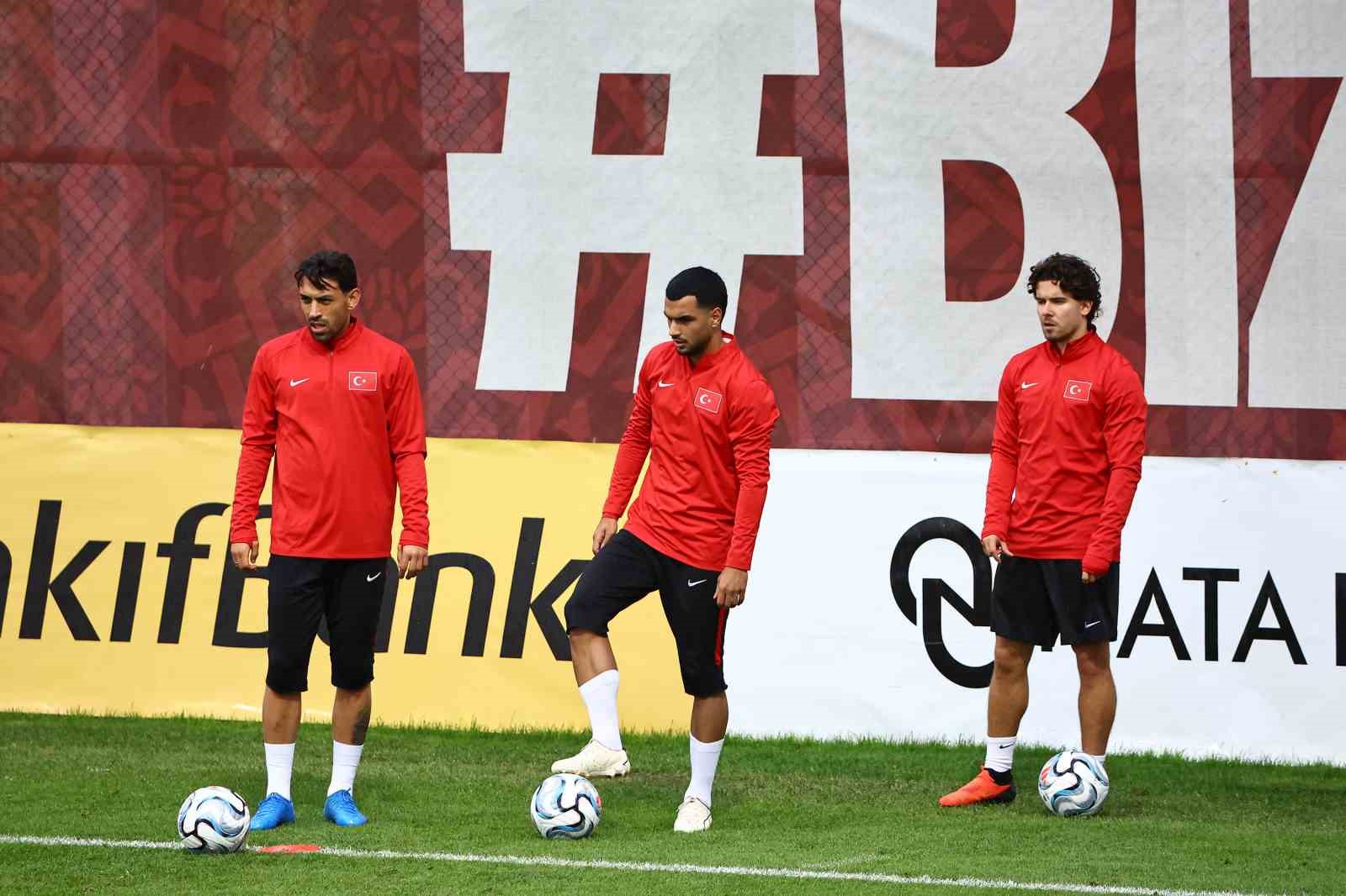 A Milli Takım, Belçika maçının hazırlıklarına başladı