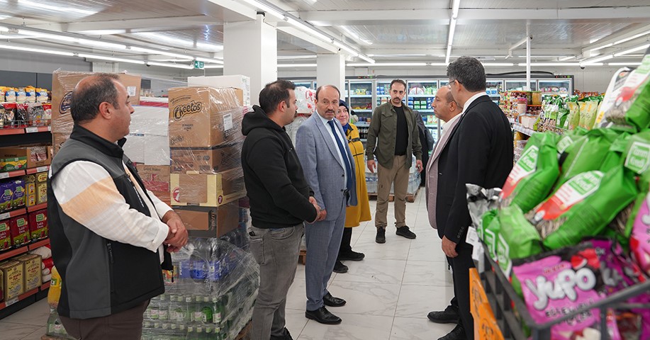 Kampüs yerleşkesindeki çalışmalar Rektör Çakmak tarafından incelendi